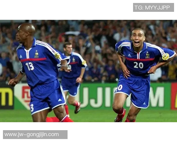 足球明星特雷泽盖的辉煌职业生涯与传奇瞬间回顾